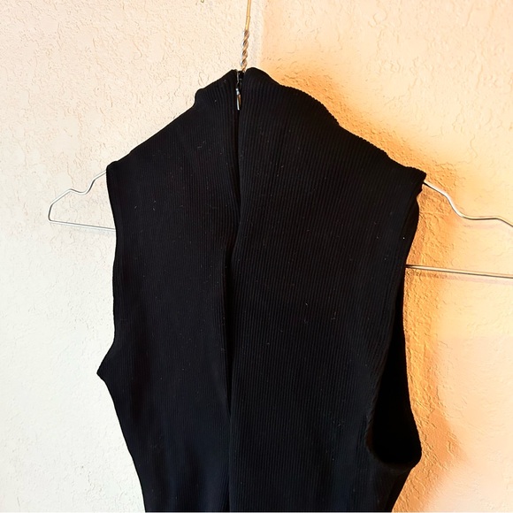 Amber snatched flare jumpsuit - Picture 4 of 6